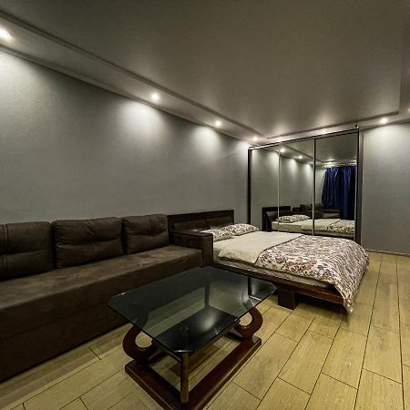 Victory - Апартаменты Возле Набережной Krementschuk Exterior foto